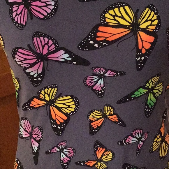 No Boundaries Jr Butterfly Tank - Picture 2 of 2